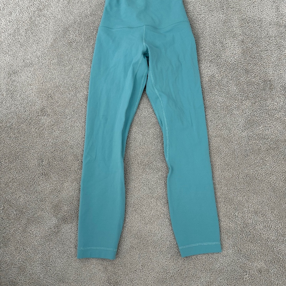Lululemon 23” align leggings